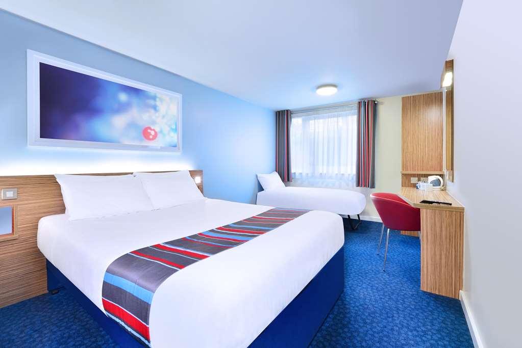 Travelodge London Finchley Удобства фото