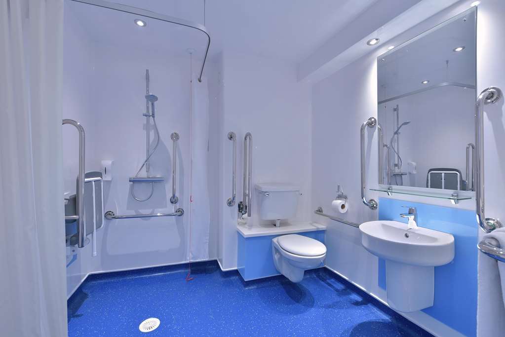 Travelodge London Finchley Номер фото